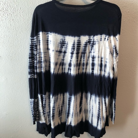 Show me your Mumu blue tye dye swing top small - Picture 5 of 6